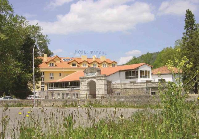 Los mejores precios en Hotel Balneario Parque de Alceda. Disfruta  los mejores precios de Cantabria